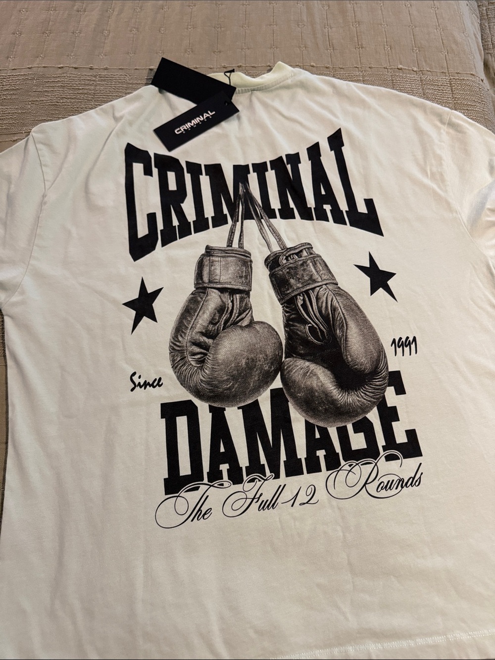 Criminal Damage mint green Graphic Boxing Tee. Size xl NWT
